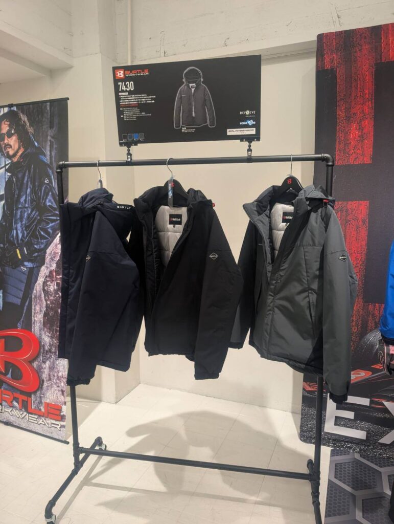 バートル7430 防寒ジャケットのカラー展示